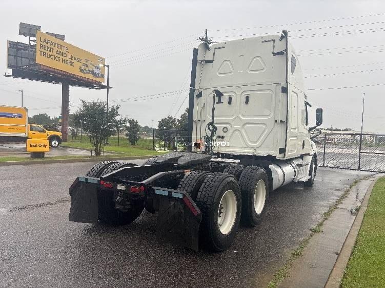 Truck Thumbnail 7