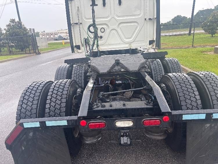 Truck Thumbnail 6