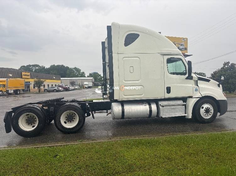 Truck Thumbnail 8