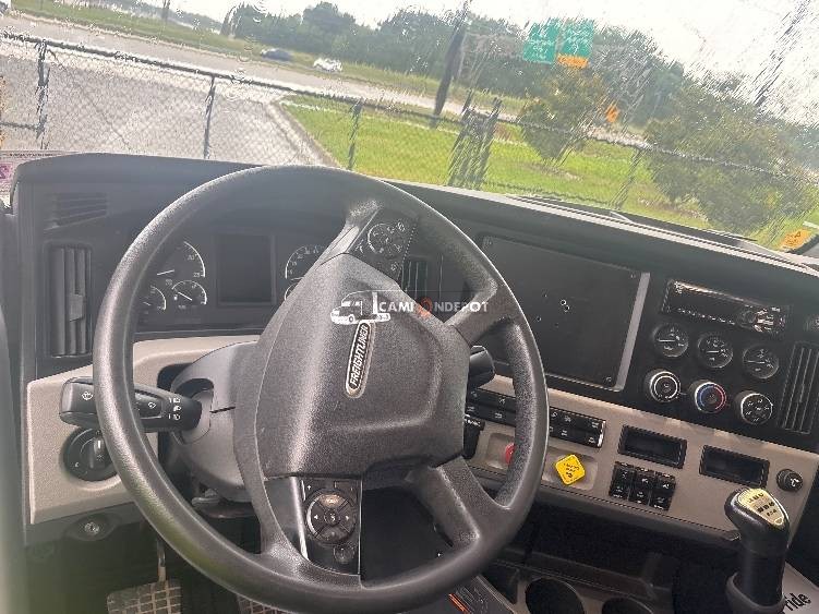 Truck Thumbnail 9