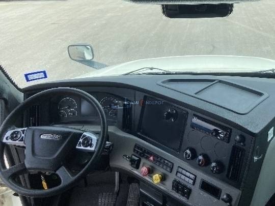 Truck Thumbnail 10