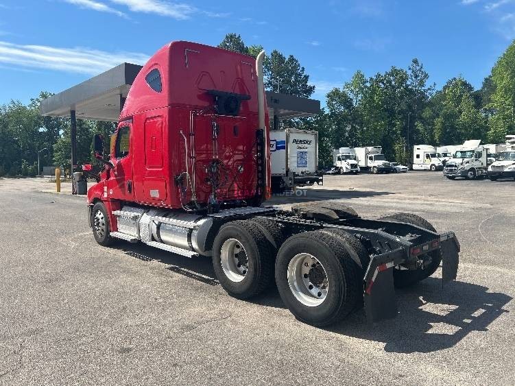 Truck Thumbnail 5