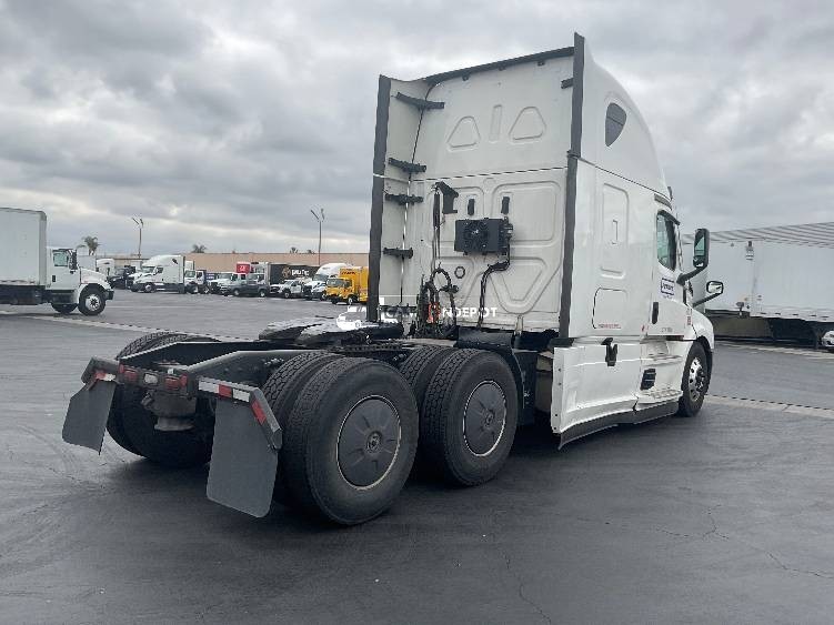Truck Thumbnail 7