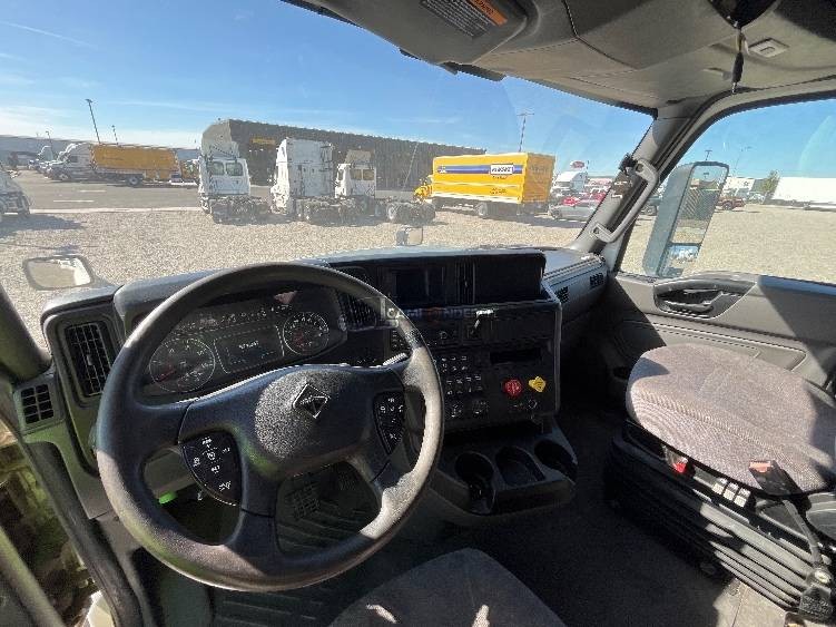 Truck Thumbnail 8