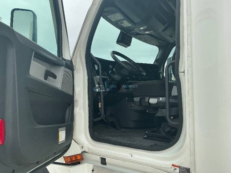 Truck Thumbnail 5