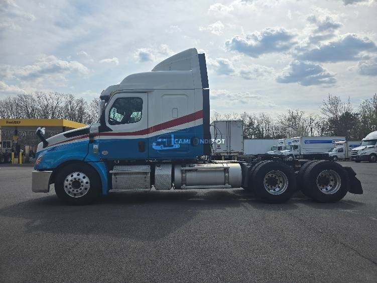 Truck Thumbnail 3
