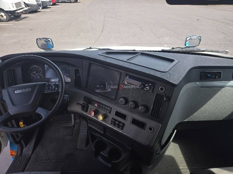 Truck Thumbnail 7