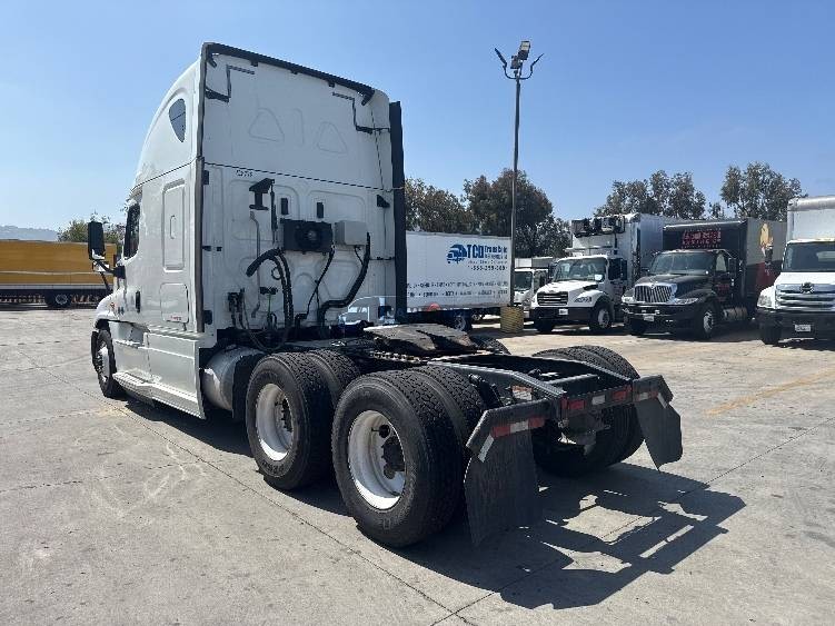 Truck Thumbnail 4