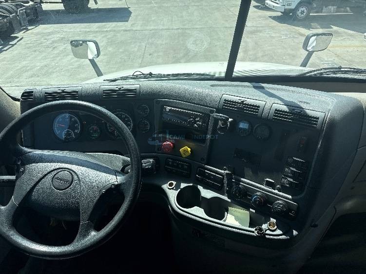 Truck Thumbnail 8
