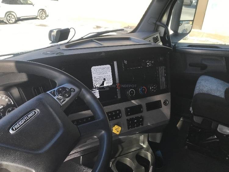 Truck Thumbnail 5