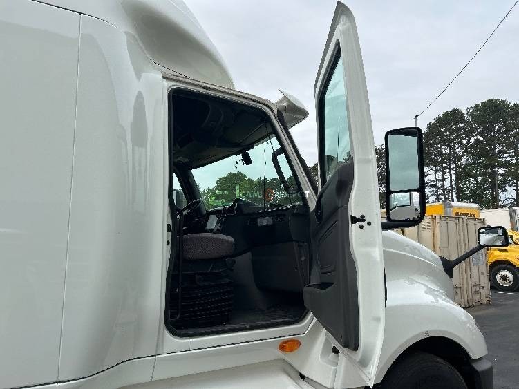 Truck Thumbnail 5