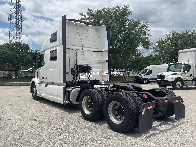 Truck Thumbnail 4