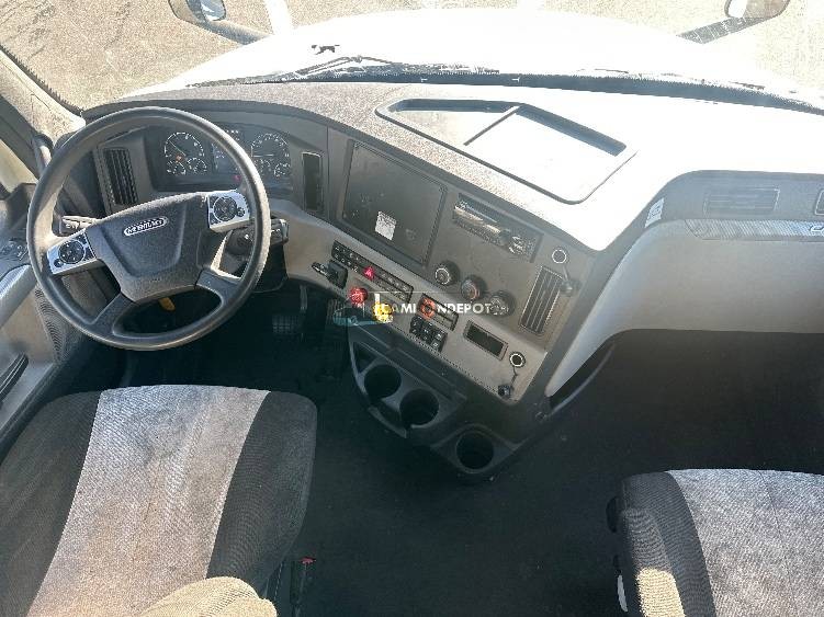 Truck Thumbnail 7