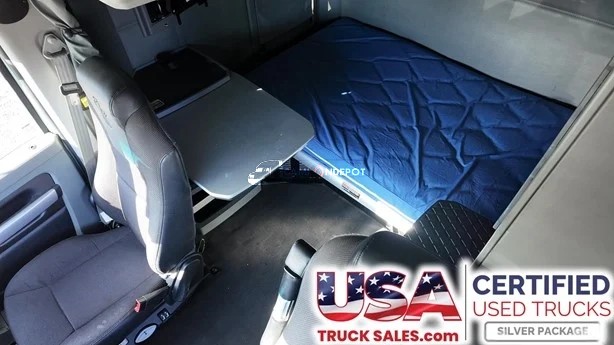 Truck Thumbnail 5