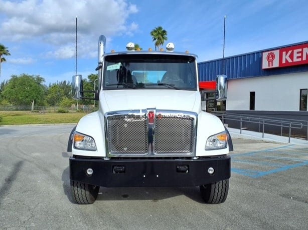 Truck Thumbnail 2