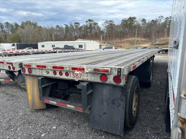 Truck Thumbnail 3