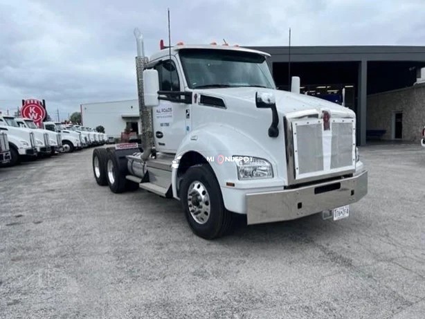 Truck