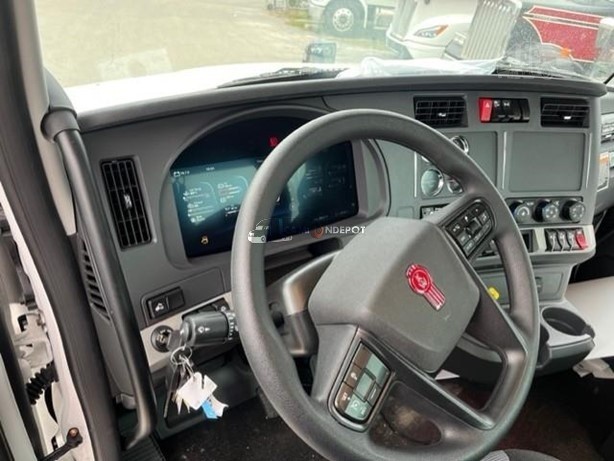 Truck Thumbnail 5