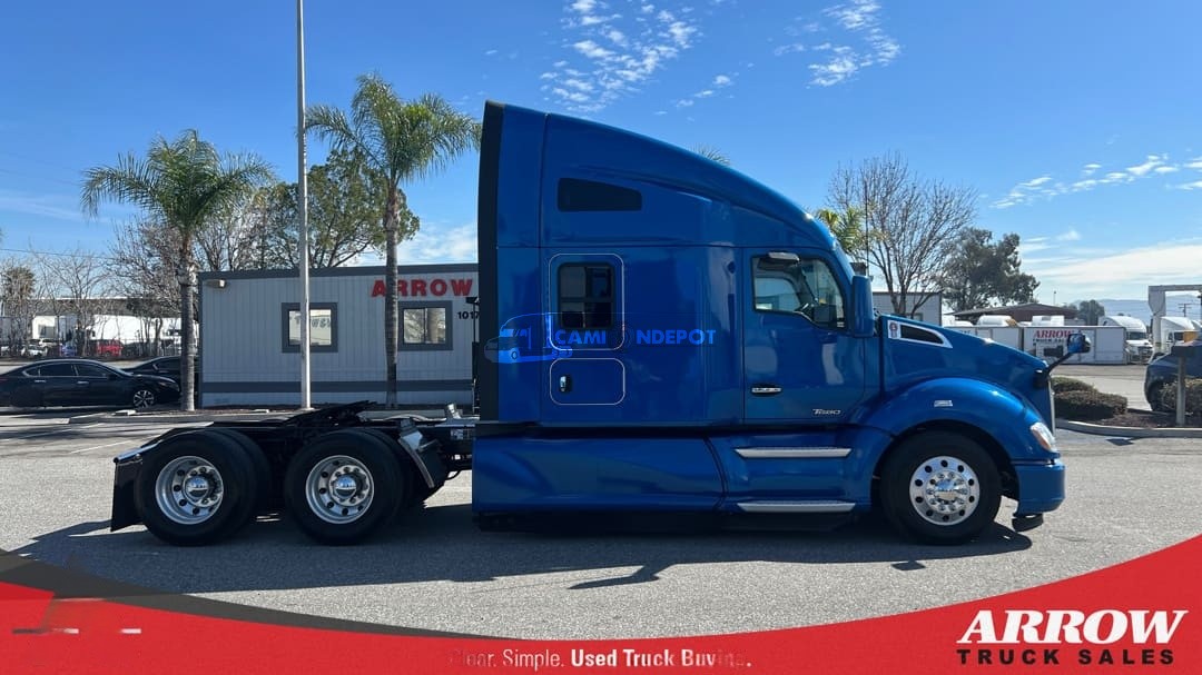 Truck Thumbnail 2