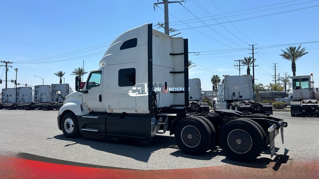 Truck Thumbnail 2
