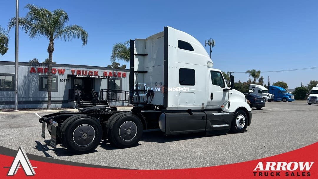 Truck Thumbnail 4