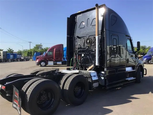 Truck Thumbnail 2