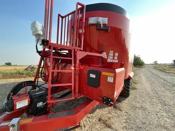 Truck Thumbnail 3