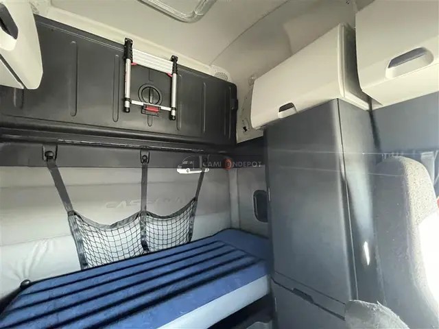 Truck Thumbnail 5