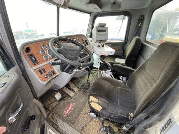 Truck Thumbnail 4