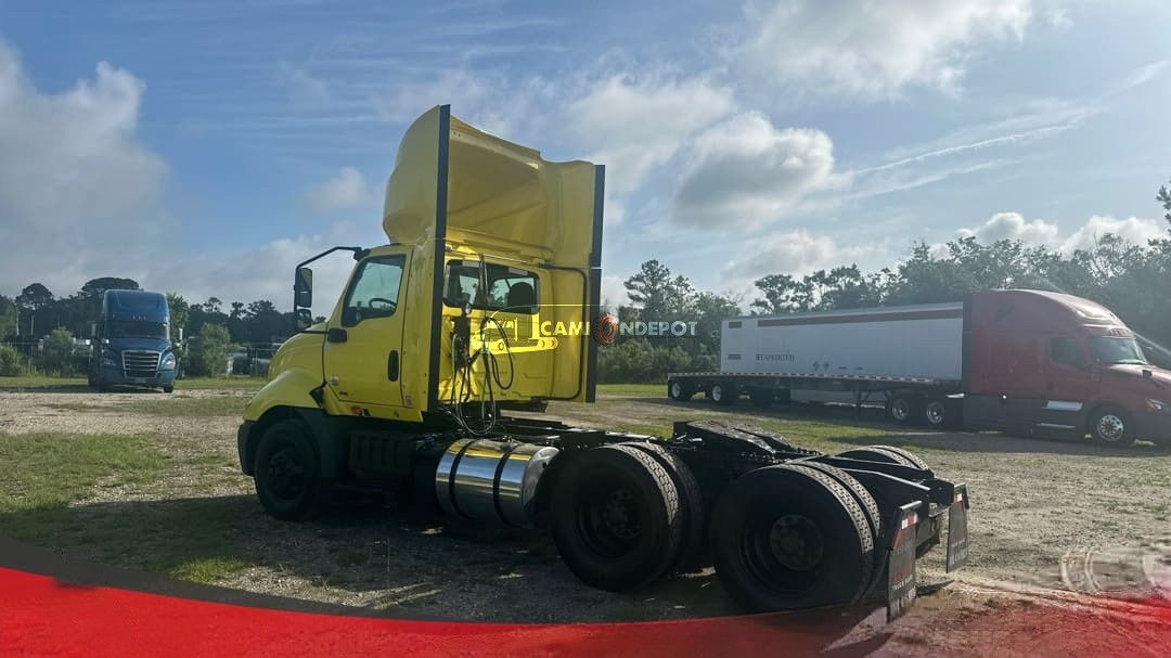 Truck Thumbnail 2