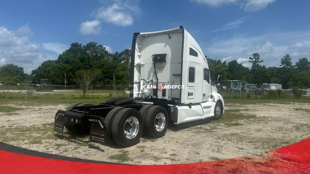 Truck Thumbnail 4
