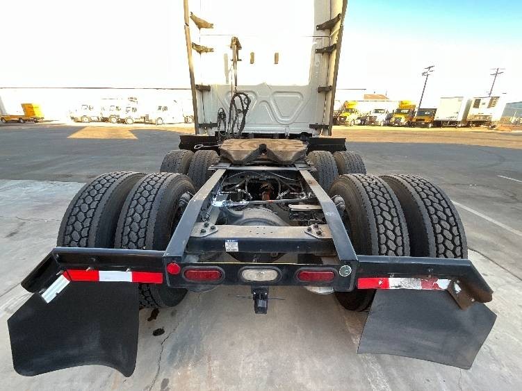 Truck Thumbnail 6