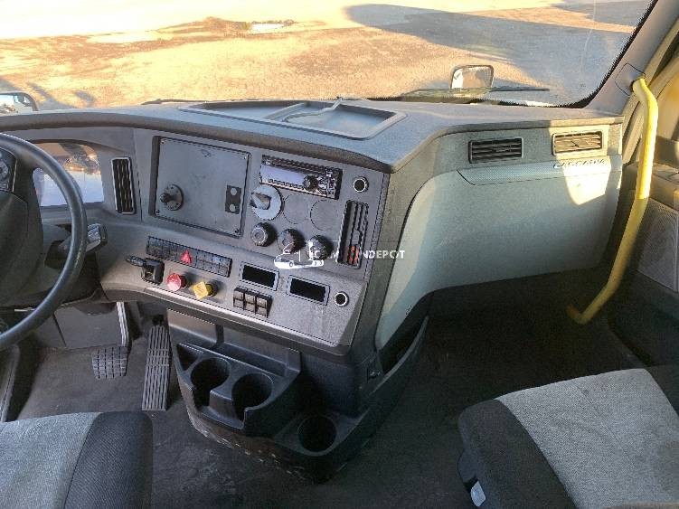 Truck Thumbnail 10