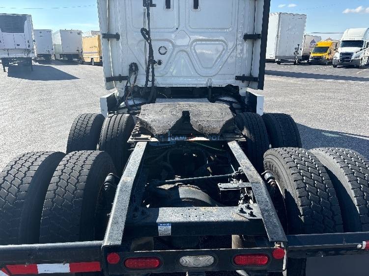 Truck Thumbnail 6