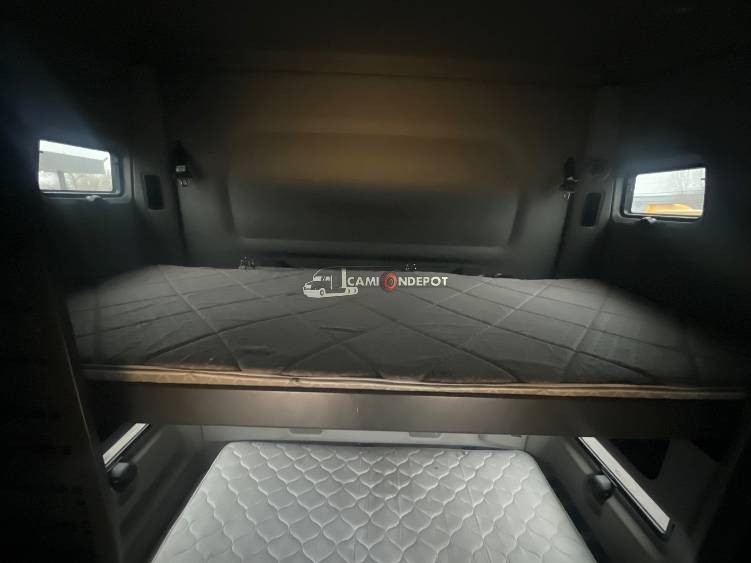 Truck Thumbnail 11