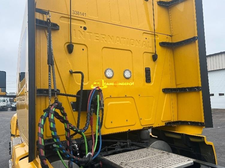 Truck Thumbnail 15