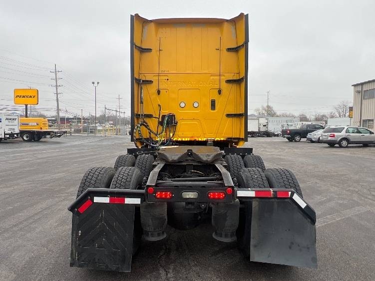 Truck Thumbnail 16