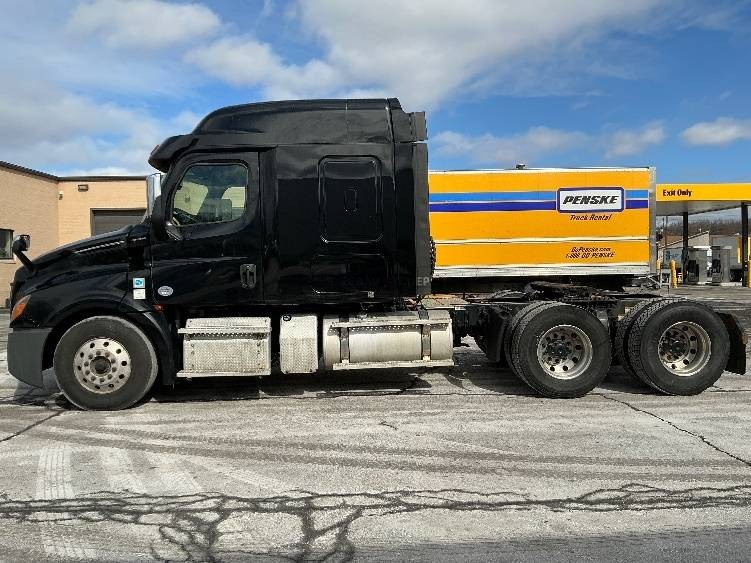 Truck Thumbnail 4