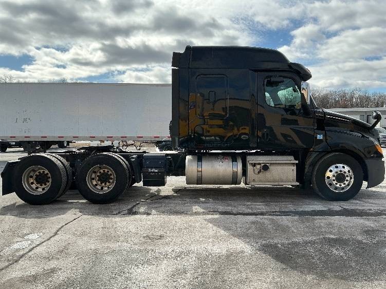 Truck Thumbnail 7