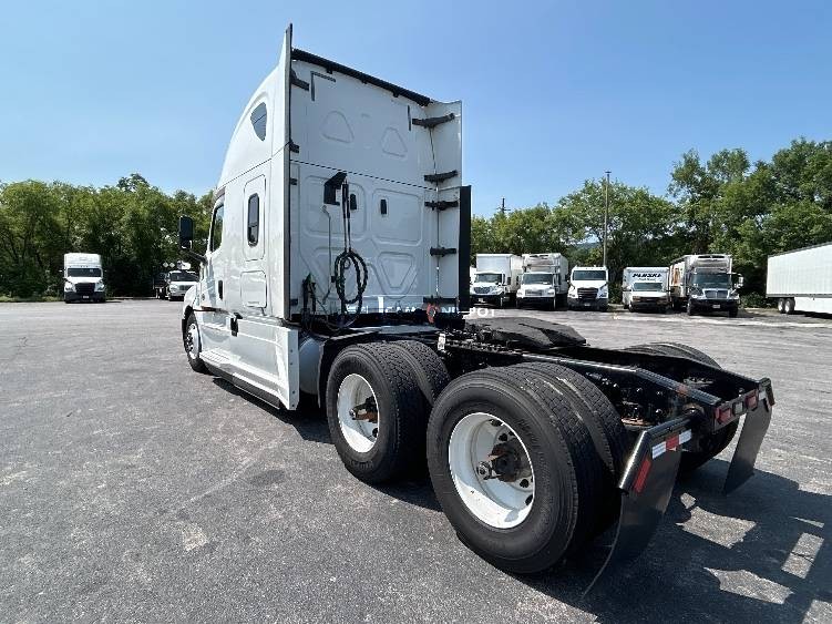 Truck Thumbnail 5