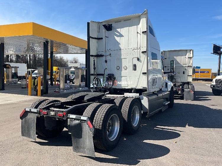 Truck Thumbnail 7