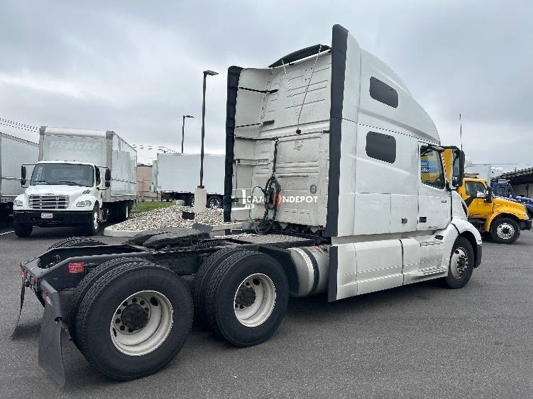 Truck Thumbnail 7