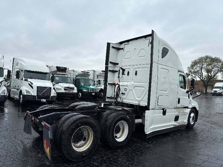 Truck Thumbnail 7