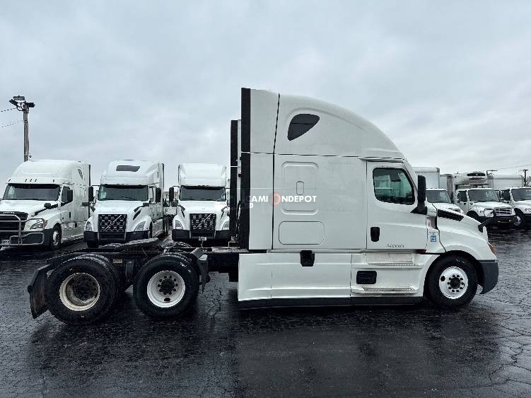 Truck Thumbnail 8