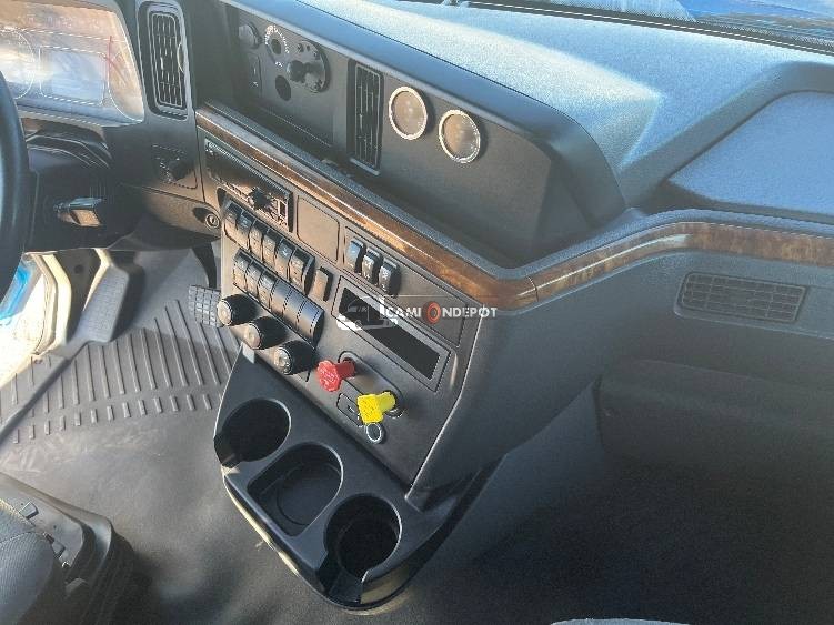 Truck Thumbnail 8