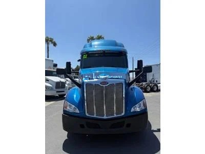 Truck Thumbnail 2