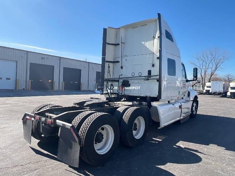 Truck Thumbnail 6