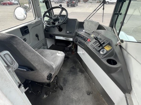 Truck Thumbnail 3