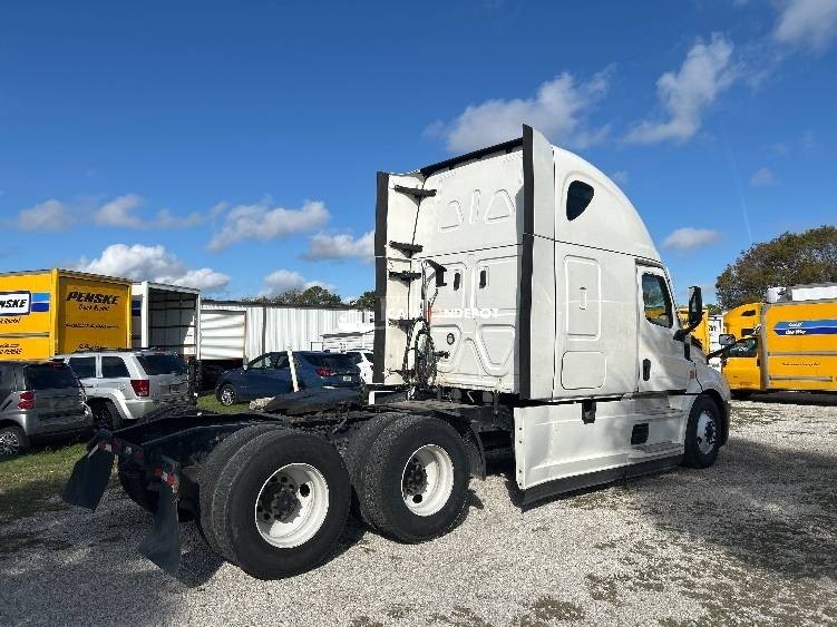 Truck Thumbnail 7