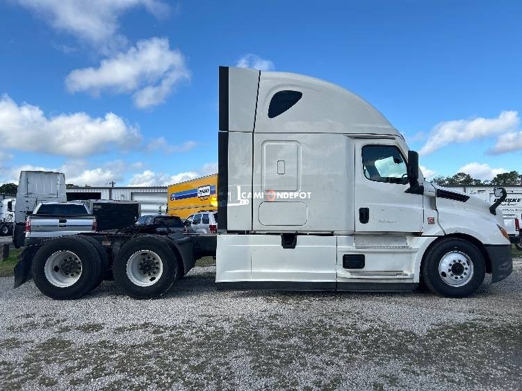 Truck Thumbnail 8